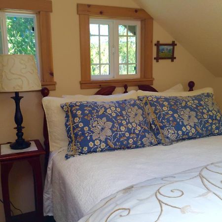 Отель Bond Ranch Retreat King Hill Экстерьер фото