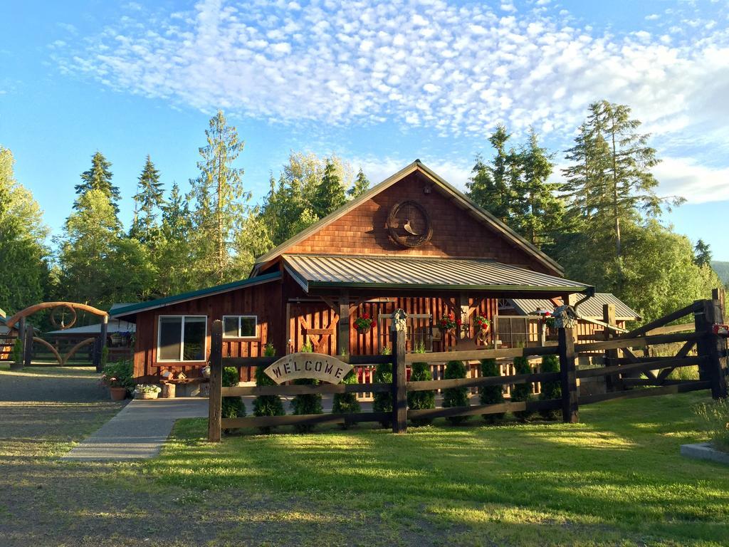 Отель Bond Ranch Retreat King Hill Экстерьер фото