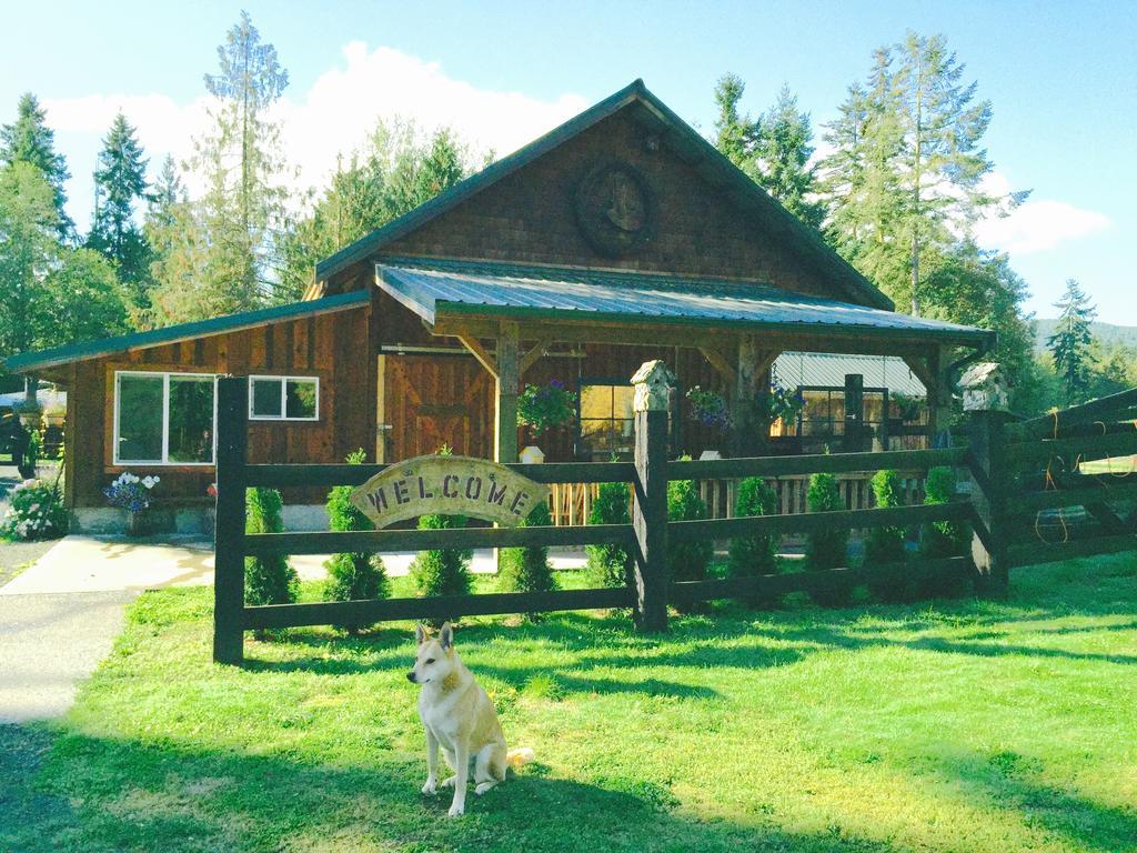 Отель Bond Ranch Retreat King Hill Экстерьер фото
